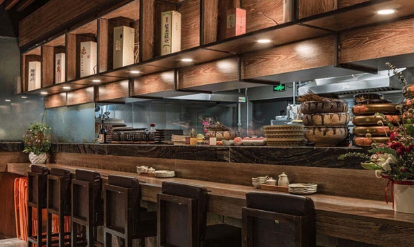 日本料理店怎么設(shè)計(jì)能含蓄而不簡(jiǎn)單