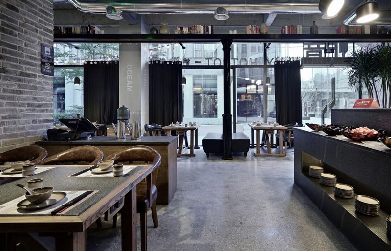 正德源火鍋店餐位設計